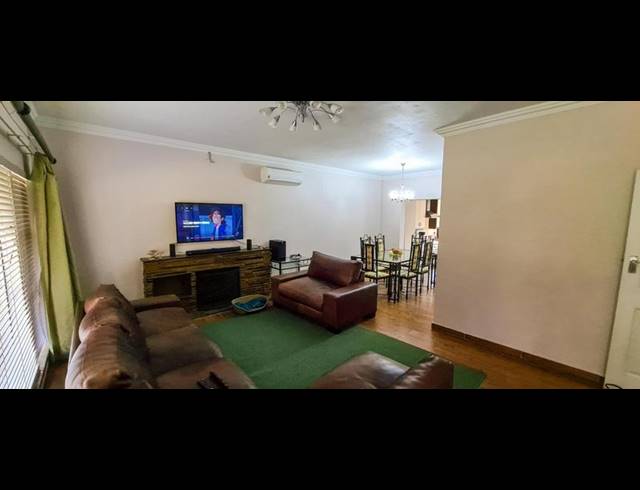 4 BEDROOM HOUSE FOR SALE IN ELSPARK